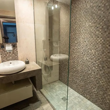 Grands Sorbier 6 Apartman *